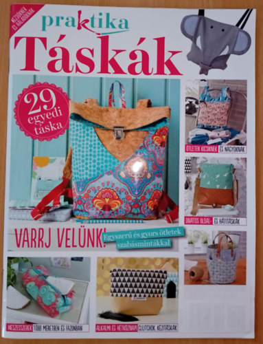 ism - Praktika Táskák