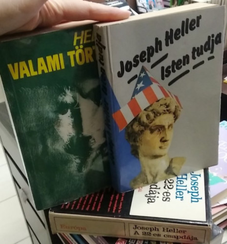 Joseph Heller - 3 db Joseph Heller m�: A 22-es csapd�ja+ Isten tudja+ Valami t�rt�nt