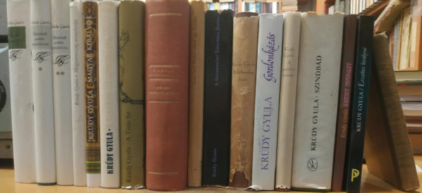 Krúdy Gyula - 17 db Krúdy Gyula: Irodalmi kalendárium (Írói arcképek); Válogatott novellák; Utazások a vörös postakocsin I-II. (1-2.); Magyarország aranykertje; Magyar királyok; A kékszalag hőse; A szobrok megmozdulnak (Írások az irodalomról); Gor