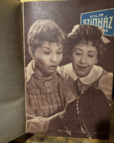Film Sz�nh�z Muzsika Teljes VI. �vf. 1-52. sz�m (k�t k�tetben)