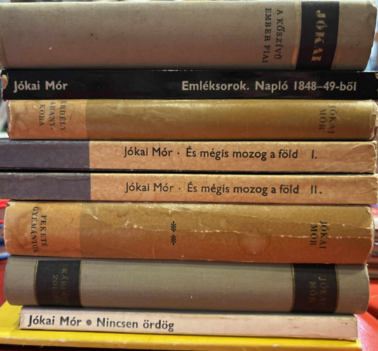 J�kai M�r - J�kai M�r k�nyvek 9 db  A k�sz�v� ember fiai Eml�ksorok. Napl� 1848-1849-b�l Erd�ly aranykora �s m�gis mozog a f�ld I-II Fekete gy�m�ntok K�rp�thy Zolt�n Nincsen �rd�g S�rga r�zsa