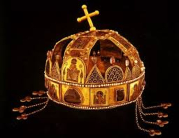 ismeretlen - a magyar szent korona �s a koron�z�si jelv�nyek