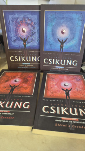 Csung Jüan - Csikung 1-4. első szint 1-2 + második szint 1-2 ( 4 kötet) Első szint: elmélet és gyakorlat + gyógyulás és gyógyítás - második szint: elmélet és gyakorlat + gyógyulás és gyógyítás