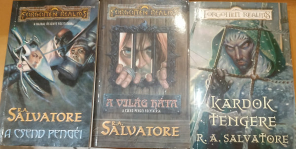 R. A. Salvatore - A s�t�ts�g �tja 1-3. (A csend peng�i, A vil�g h�ta, Kardok tengere)