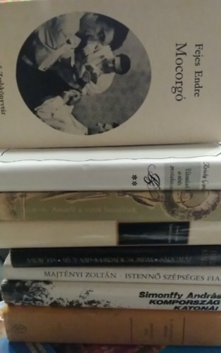 Fejes Endre, Lipt�k G�bor, N�meth L�szl�, Majt�nyi Zolt�n, Simonffy Andr�s, G. Hajn�czy R�zsa, Feh�r Kl�ra Kr�dy Gyula - 8 db-os K�NYVMENT� AJ�NLAT, pr�za: Beng�li t�z+ Komporsz�g katon�i+ Istenn� sz�ps�ges fia!+ N�gy nap a Paradicsomban-S�rgal�z+ Emberi sz�nj�t�k+ Amir�l a vizek besz�lnek+ Utaz�sok a v�r�s postakocsin II.+ Mocorg�